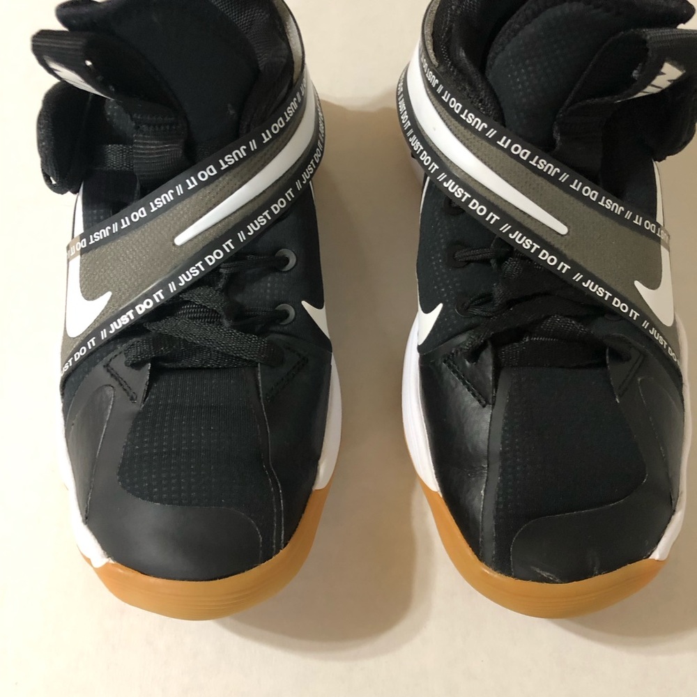 Nike Hyperset men’s size 7.5 black white CI2956-010 athletic tennis shoe sneaker - Picture 2 of 13